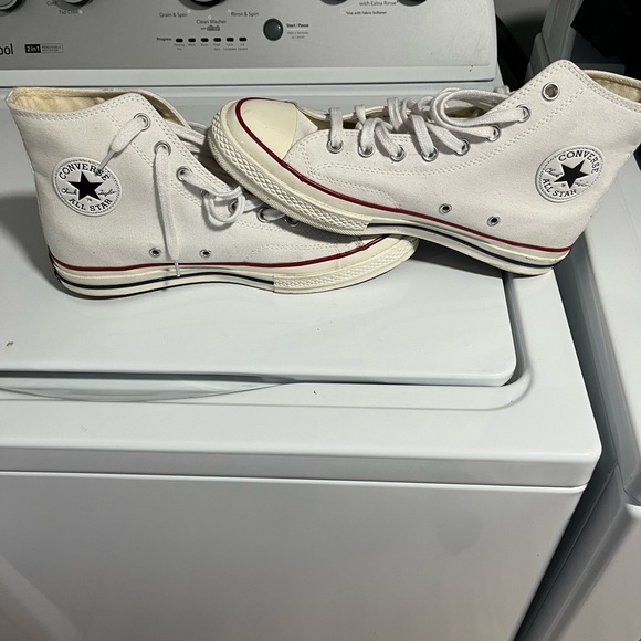White High-Top Sneakers with Red Accents - Picture 2 of 5